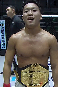 Jung Hyun Lee